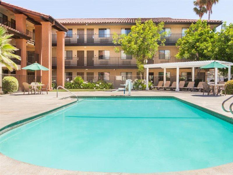 Days Inn By Wyndham San Jose Airport Milpitas Dış mekan fotoğraf