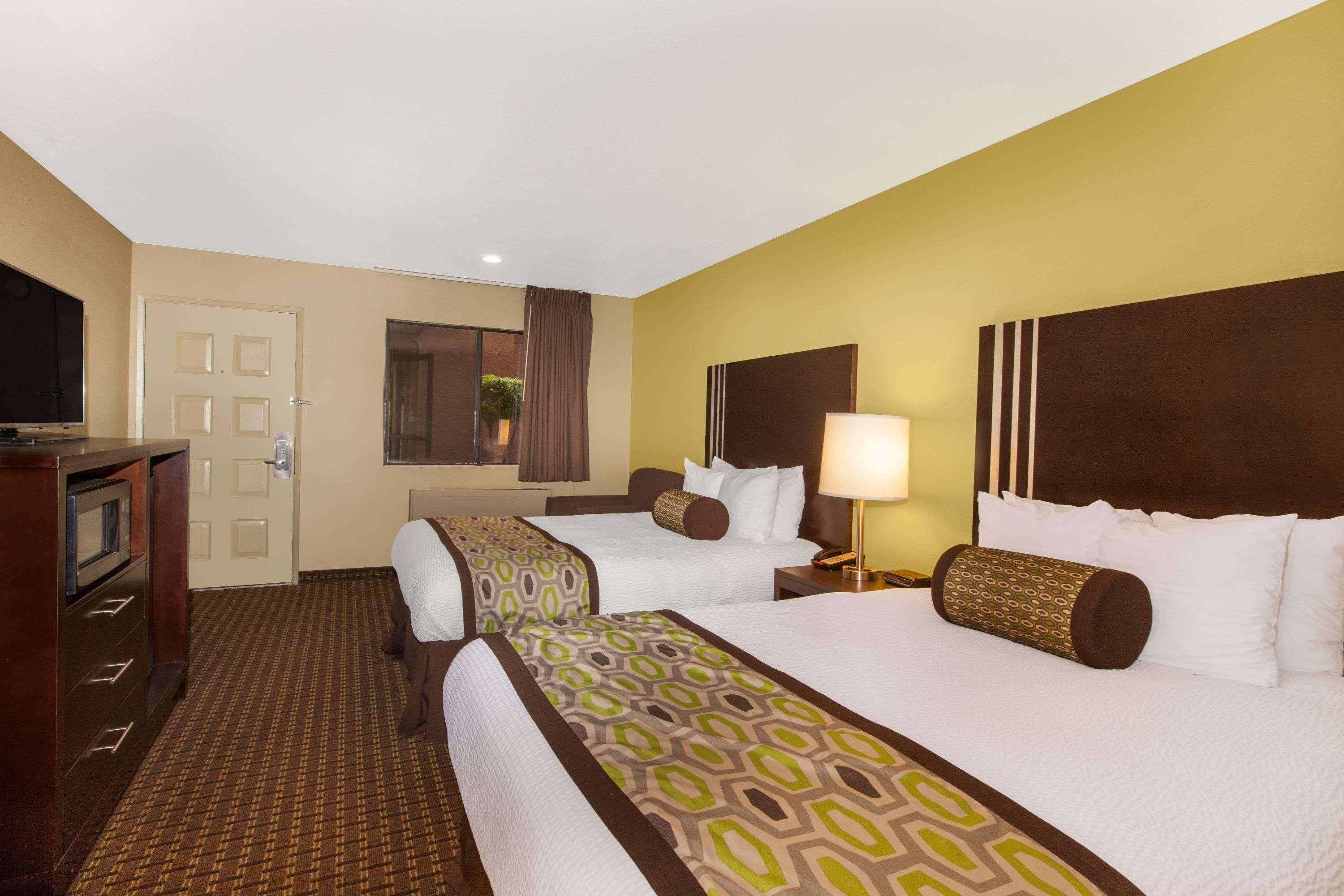 Days Inn By Wyndham San Jose Airport Milpitas Dış mekan fotoğraf