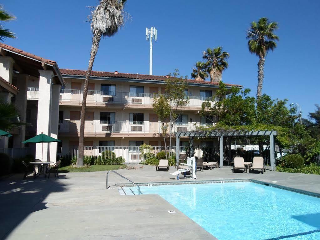 Days Inn By Wyndham San Jose Airport Milpitas Dış mekan fotoğraf